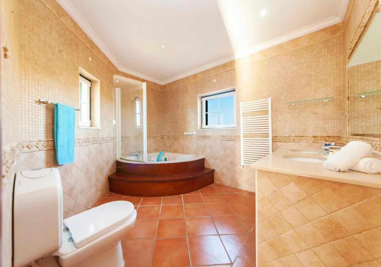 Villa Oliveira By Algarve Vacation Armacao de Pera